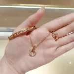 价值13999元的戒指只戴了半天，杭州女子心疼：手指要紧